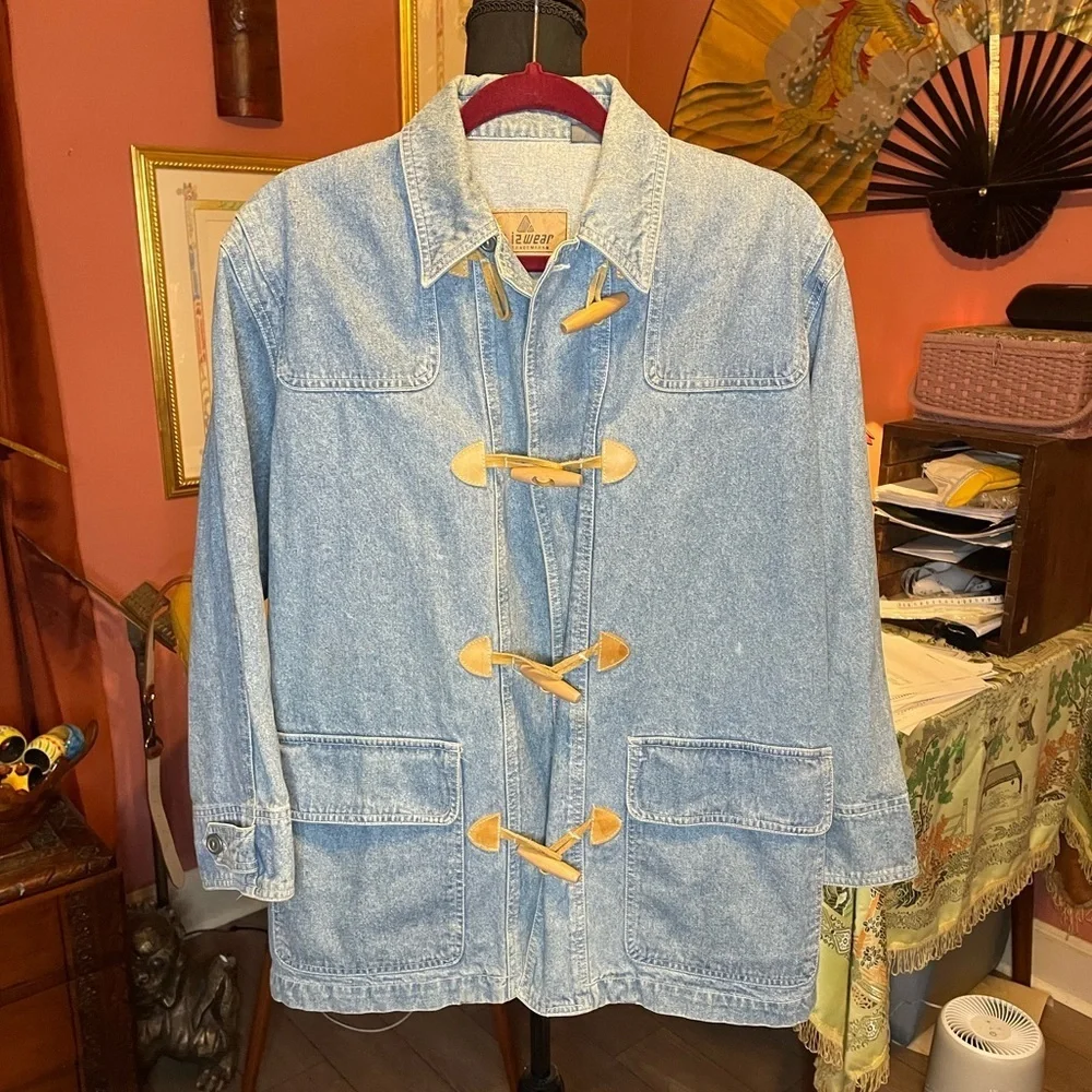 Vintage Lizsport 90s light denim oversized jacket with wooden toggle clasps - Picture 1 of 6